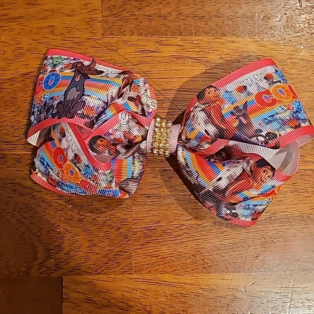Girls youth COCO hair bow. Super cute